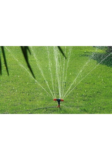 Kazıklı Turbo Üç Kollu Çim Fıskiyesi Sprink Rekorlu