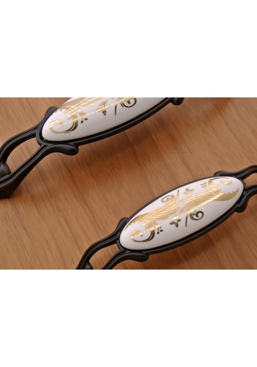 Azimkarhirdavat Porselen Kulp Salkım Siyah Varak Desenli