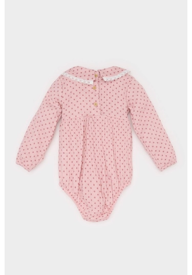 DeFacto Kız Bebek Yenidoğan 2'li Takım Müslin Geniş Yaka Uzun Kollu Tulum Külotlu Çorap E2384A525SPPR345