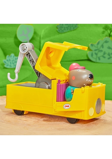 Peppa Pig Büyükbaba Köpeğin Çekici Kamyonu F9519