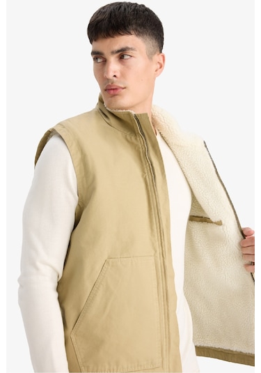 Defacto Regular Fit Dik Yaka Fermuarlı Cepli Pamuklu Yelek E8292ax25aubg795 Bej