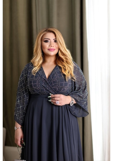 Lady Sharm Şifon Üzeri Kristal Taşlı Kadın Elbise Gri