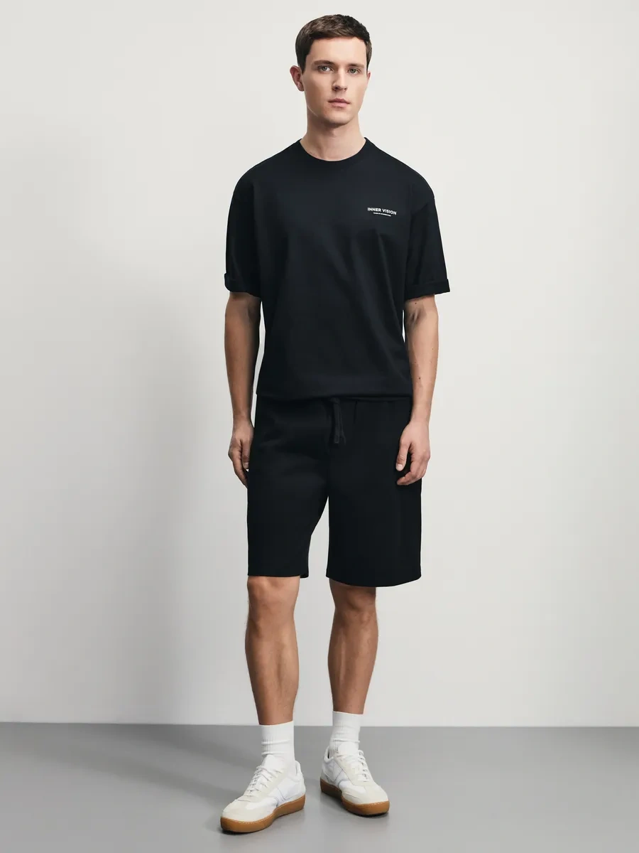 Zarına Göğüs Baskılı Tişört 418735233 Siyah