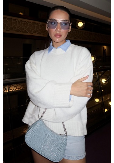 Beyaz Bisiklet Yaka Oversize Triko Kazak Mg1972 Beyaz