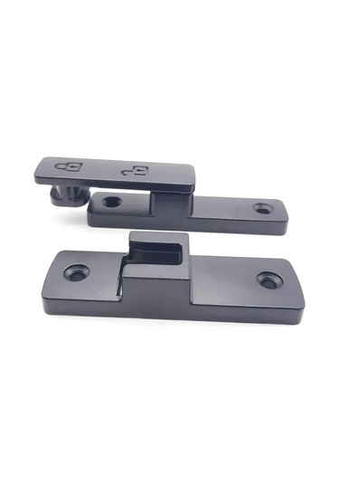 Fosenze 63 Mm Çinko Alaşımlı Yuvarlak Siyah Zımba Yüzey Montajlı Kapı Fişi - C216 Kordonlu, 180 Derece Konumlandırıcı Kilit Vidalı Montaj