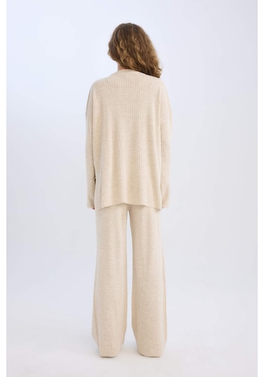 DeFacto Relax Fit Bisiklet Yaka Uzun Kollu Üst Beli Lastikli Uzun Alt D5232AXNSER105