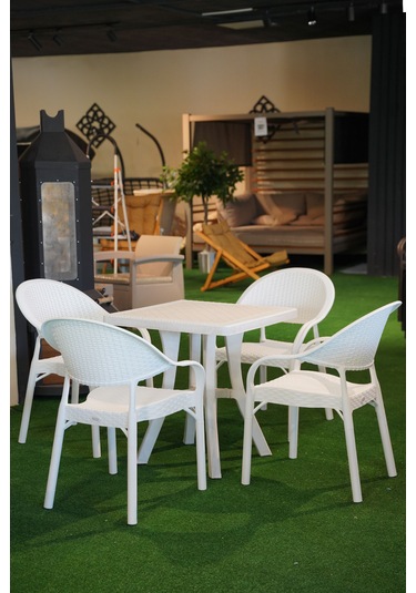 Alezy Bambu Balkon Bahçe Masa Takımı 4 Kişilik 70x70 Masa 4 Adet Bambu Koltuk Beyaz