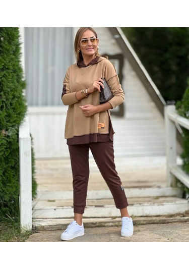 The İstanbul Kadın Kahve Kapşonlu Etek Ucu Detay Arma Ters Dikiş Gorunumlu Ikili Takım Sütlü Kahve