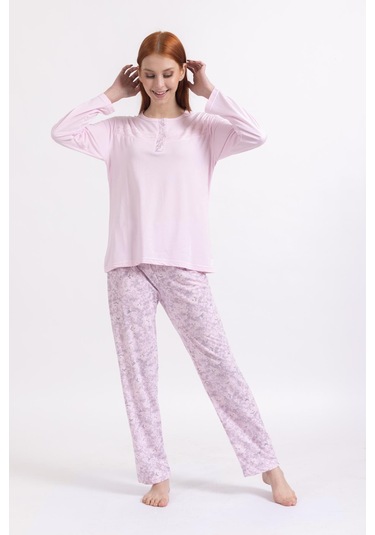 Kadın Dört Mevsim Dantel Desenli Melisa Kumaş Yüksek Kalite Yuvarlak Yaka Pijama Takımı 1361 - Pembe Kadın Dört Mevsim Dantel Desenli Melisa Kumaş Yüksek Kalite Yuvarlak Yaka Pijama Takımı 1361 - Pembe