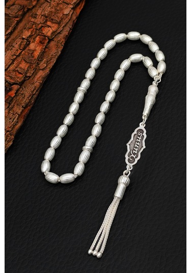 İsimli Gümüş Tesbih Çizgili Arpa Kesim İsim Yazılı Gümüş Tesbih 925 Ayar St382 Gümüş  - Siyah