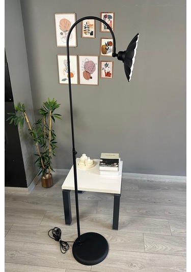 Siyah Lambader Modern Dekoratif Metal Oturma Odası Çalışma Odası Zemin Lambası 6977 Siyah