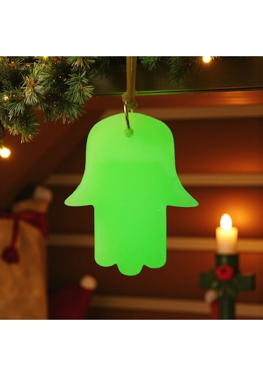 Fatma Ana Eli Karanlıkta Parlayan Fosforlu Dikiz Aynası Asma Süsü 2 Adet Yeşil