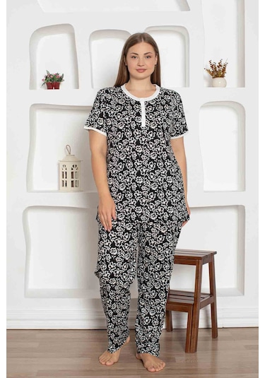 Kadın Çiçek Desen Bisiklet Yaka 3 Düğmeli %100 Pamuk Penye İnce Yazlık Kısa Kol Pijama Takımı Siyah
