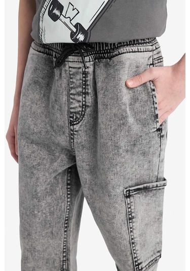 DeFacto Erkek Çocuk Jogger Fit Esnek Bantlı Paça Jean Pantolon D6554A825SPNM18
