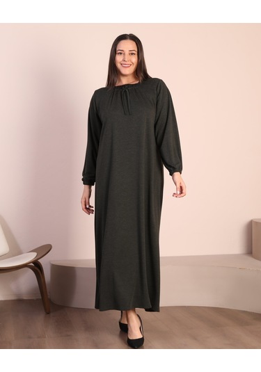 Kadin Tesettur Buyuk Beden Kare Yaka Uzun Elbise 001