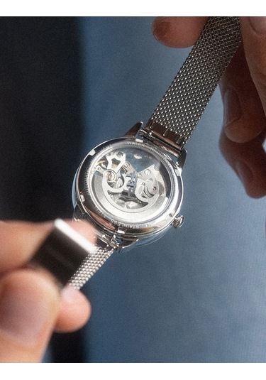 Earnshaw Es-8154-01 Kadın Kol Saati