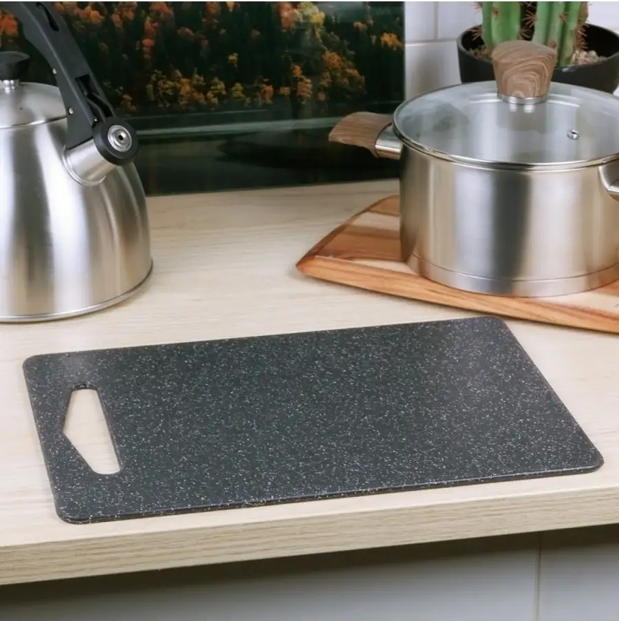 Attrıbute Plastik Kesme Tahtası 25x35cm 11087563 Grafit