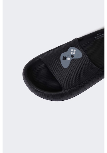 DeFacto Erkek Çocuk Yüksek Taban Terlik F0041A825SMBK23 DeFacto Erkek Çocuk Yüksek Taban Terlik F0041A825SMBK23