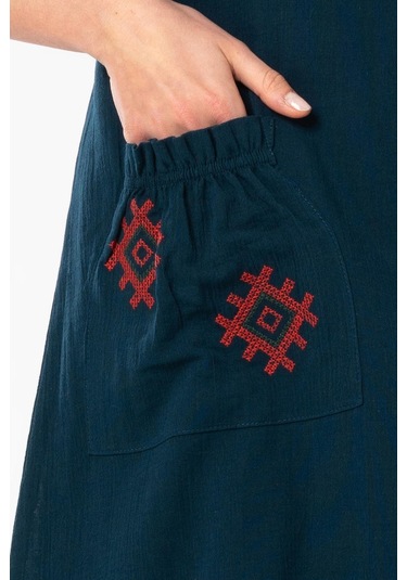 Kolsuz Şile Bezi Kruvaze Yaka Nakışlı Tülin Midi Boy Yazlık Otantik Elbise Petrol Ptrl-petrol