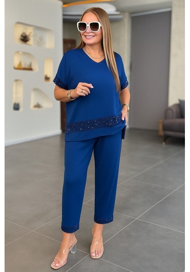Soonaksesuar Kadın Kısa Kollu V Yakalı Pul Payetli Viskon Iki Iplik Bluz Ve Pantolon Ikili Takım Lacivert