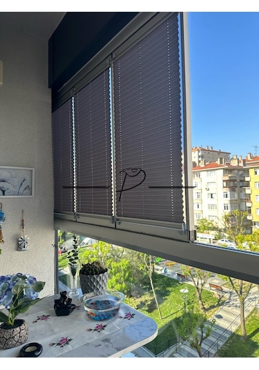 Plise Perde Cam Balkon Akordiyon Perde Sistemleri 11 Renk Seçeneği Ekru