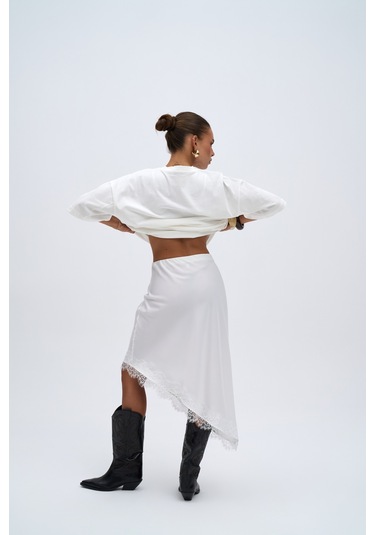 Lina Dantel Detay Beyaz Saten Etek Beyaz