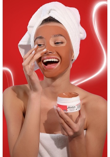 Baga Kırmızı Kil Maskesi