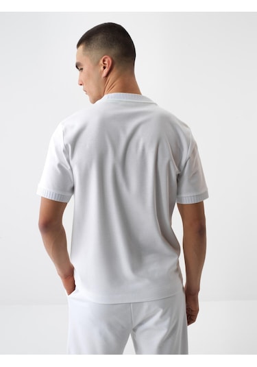 Xint Beyaz Pamuk Dokulu Regular Fit Tişört 502214