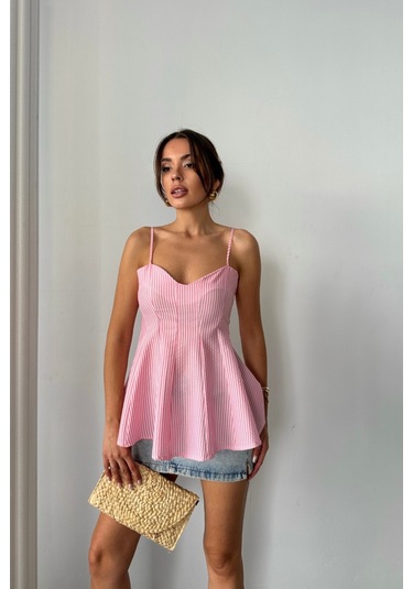 Ahes Shopping Çizgili Gofre Askılı Pens Detaylı Bluz - Pembe Pembe
