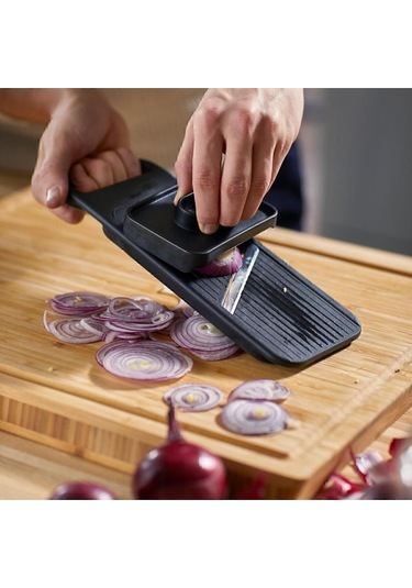 Ikea 365 Fonksiyonel Rende Ve Dilimleme Aparatı Siyah Siyah