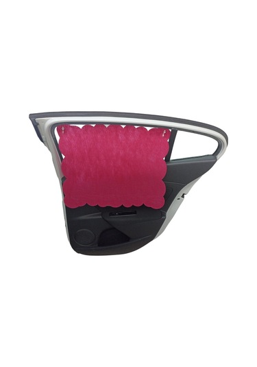 Oto Güneşlik Perdesi Yan Cam Araç Arka Koltuk Emzirme Örtüsü Fuşya Keçe Vantuzlu Tutucaklı 1 Adet