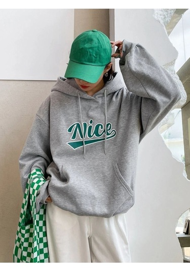 Gri Nice Baskılı Oversize Kapşonlu Sweatshirt Nicebaskılıkpsnlu