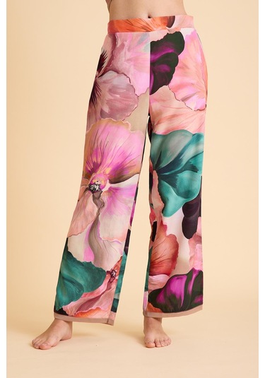 Paradise Sklamen Önden Düğmeli, Kısa Kollu Viskon İpeksi Pijama Takım Desenli