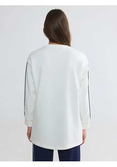 Lc Waikiki Beyaz Bisiklet Yaka Soft Touch Kadın Sweatshirt