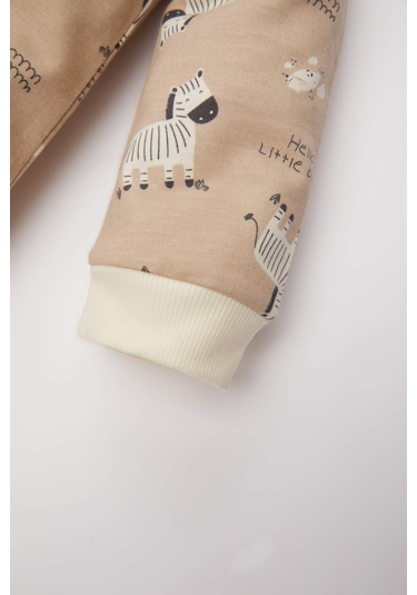 DeFacto Erkek Bebek Yenidoğan Zebra Desenli Uzun Kollu Tulum D4134A524WNBG390 Bej