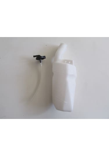 Toyota Corolla Ae101 93/98 Radyatör Yedek Su Deposu 1,3cc/1,6cc Euro Body - Radyatör