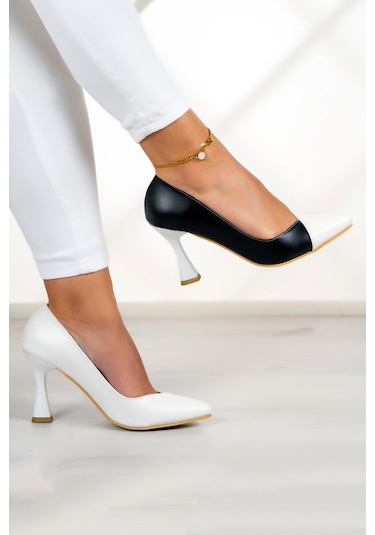 Jatqılı Plus Siyah Beyaz Kadeh Topuklu Ayakkabı Siyah - Beyaz
