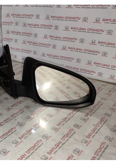 Toyota Corolla Ve Auris Otm. Katlanır Sağ Ayna 13-18 9 Fişli