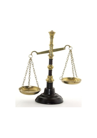 Büro Ev Ofis Dekoru İçin Pirinç Yapım Derili Terazi