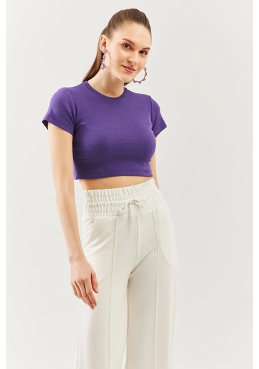 Kadın Kısa Kol Bisiklet Yaka Vücuda Oturan %100 Pamuklu Kaşkorse Esnek Crop Bluz Mor