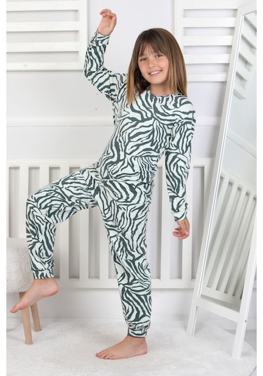 Kaplan Desenli Kız Çocuk Pijama Takımı Yeşil