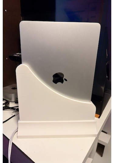 Macbook Air M4 13 İnch Uyumlu Dikey Laptop Standı