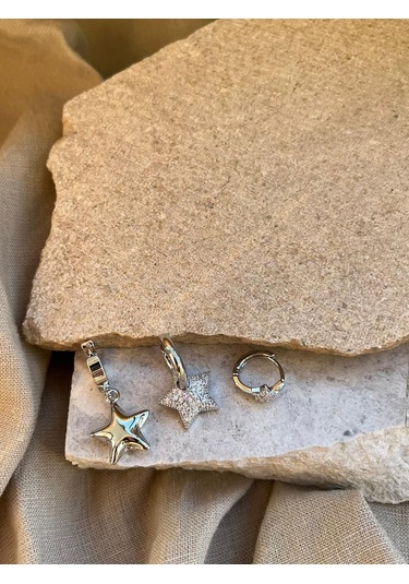 Gümüş Renkli Taşlı Yıldızlı Üçlü Küpe