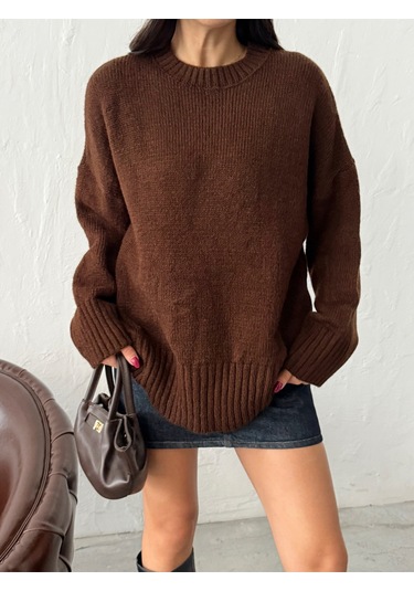 Kadın Yumuşak Dokulu Bisiklet Yaka Oversize Basic Triko Kazak Kahverengi