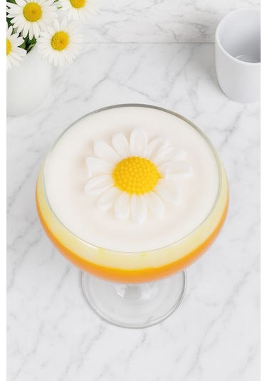 Papatyalı Mum Martini Bardağında Papatya