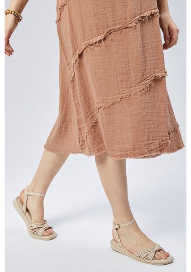 Muslin Elbise Yazın Vazgeçilmesi Camel