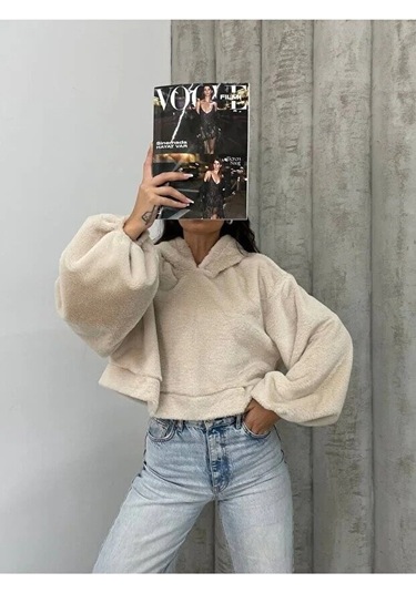 Kadın Crop Boy Yumuşacık Balon Uzun Kol Kapüşonlu Şık Kısa Sweatshirt Bej