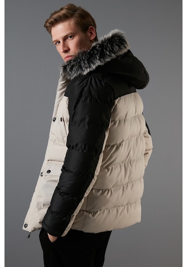 Buratti Slim Fit Çıkarılabilir Suni Tüylü Kapüşonlu Şişme Erkek Mont 5760076 Taş-Siyah Buratti Slim Fit Çıkarılabilir Suni Tüylü Kapüşonlu Şişme Erkek Mont 5760076 Taş-Siyah