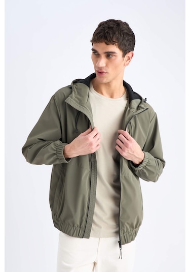 DeFacto Su İtici Regular Fit Mevsimlik Baharlık Kapüşonlu Fermuarlı Mont D7883AX25SPKH401 DeFacto Su İtici Regular Fit Mevsimlik Baharlık Kapüşonlu Fermuarlı Mont D7883AX25SPKH401