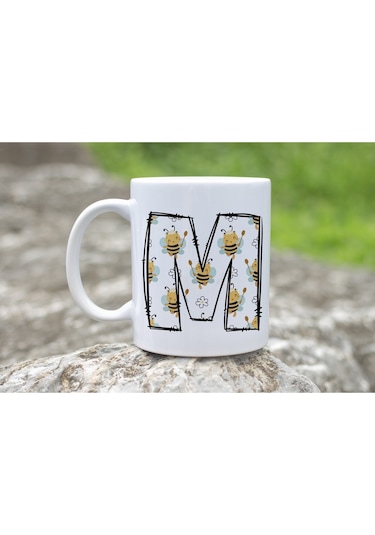 M Harfi Arı Desenli Kupa - Sevimli Hayvan Temalı Kişiye Özel Kahve Kupası - Şans Kupası Beyaz